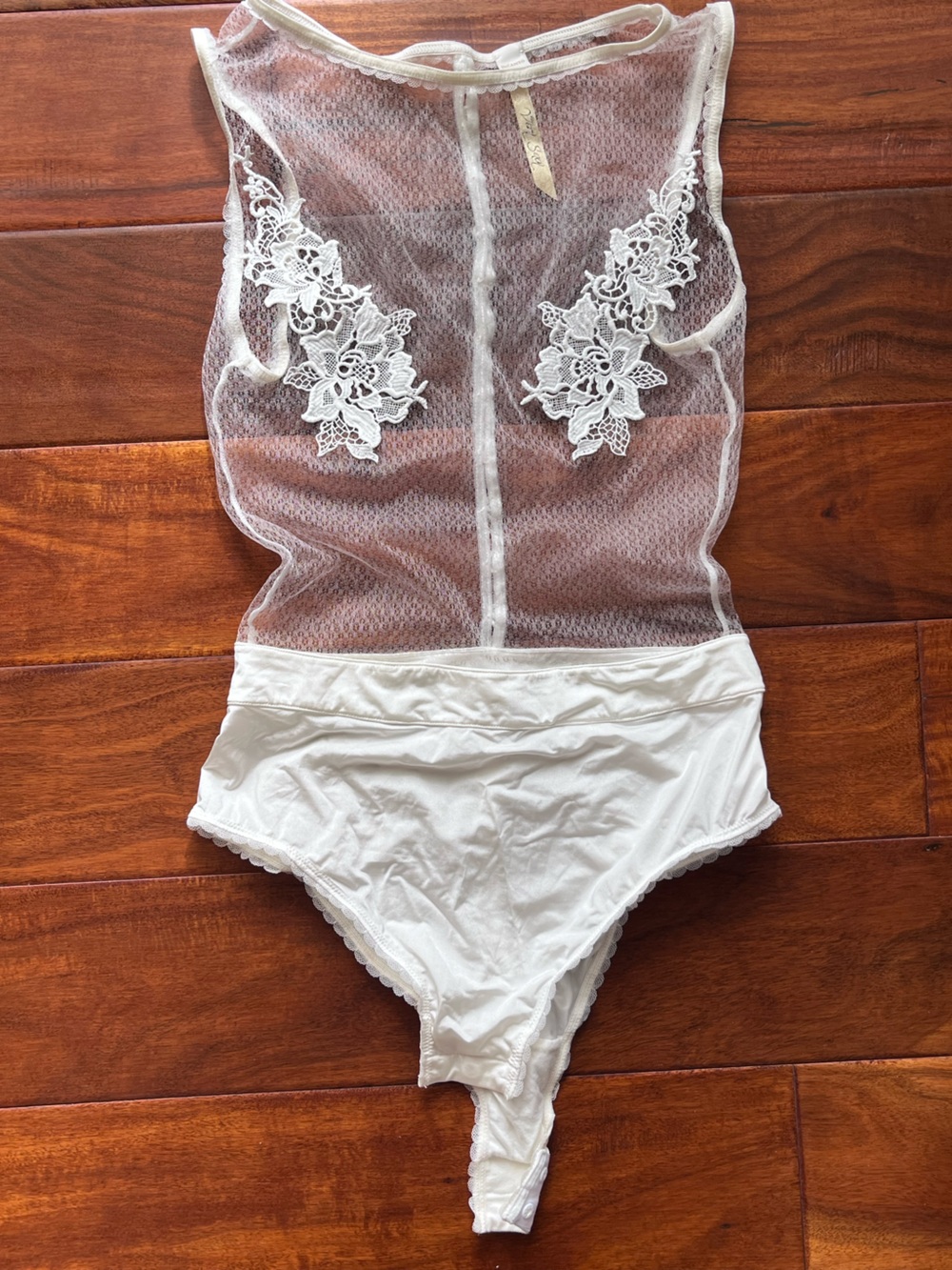 intimissimi White Lace Mesh Floral Appliqué Bodysuit